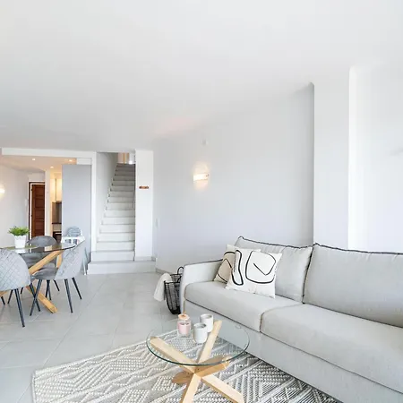 Agradable Duplex Con Vistas Al Mar - Hisp-288-43