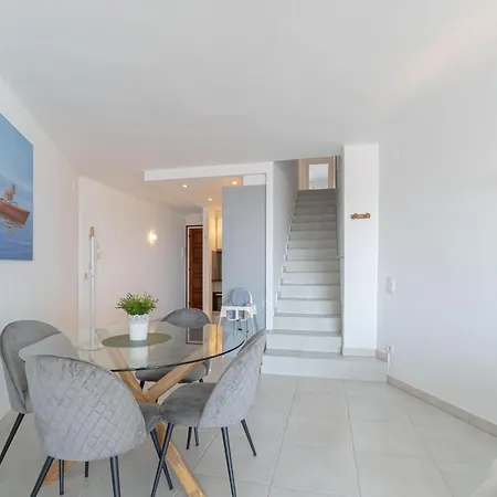 Apartamento Agradable Duplex Con Vistas Al Mar - Hisp-288-43 *